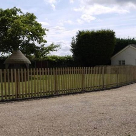 The Oaks, Luxury 2 Bedroom Cottage In A Peaceful Location Haughley Exterior photo